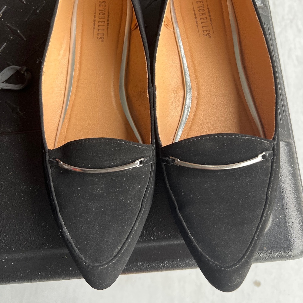 Black flats